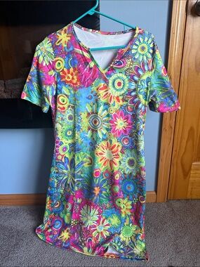 Vibrant Multicolor Floral V-Neck Tunic Dress